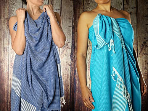 Happy Towels Hamamtuch 2-Stück Packung | Badetuch | Saunatuch | Extra Lang & Weich Gewebt | 210 cm x 95 cm | 60% Tencel™ Lyocell und 40% Baumwolle | Fairtrade (Dunkelblau und Türkisblau, 2)