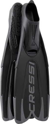 CRESSI Desde 1946 - Agua Pro Fins - Aleta con Calzante Cerrado Ideal para Escuelas de Buceo y Alquiler de Equipos, Gracias a su Estructura Robusta y Fiable