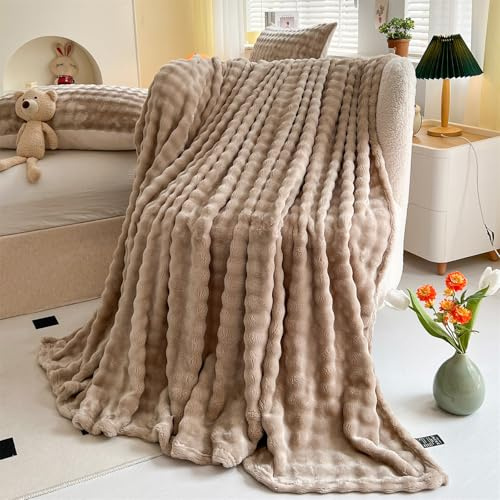 LINGKY Fleece Throw Blanket for Sofa - Soft Fluffy Camel Throws for Sofas Large, Extra Warm Blanket Throw for Couch, Luxury Decorative Bubble Bed Blanket 230x250cm