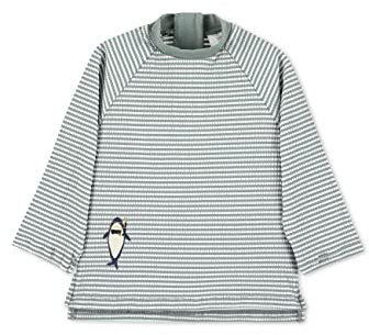 Sterntaler Badeshirt Hai – UV-Schutz 50+ Langarm Schwimmshirt Jungen – Badeoberteil aus Seersucker mit coolem Hai-Druck, Reißverschluss & Stehkragen – mattgrün, Größe 116