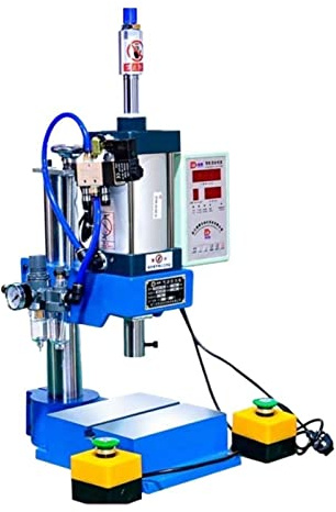 Punzonadora neumática 200 kg Columna única 63 Tipo Prensa de banco Máquina remachadora de alta precisión de bazo de gas pequeño con alta eficiencia (Color : Dual buttons, Size : Type)