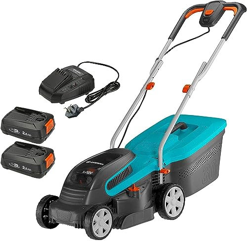GARDENA Akku Rasenmäher PowerMax 32/36V P4A Einsatzbereit: Rasenmäher für Rasenflächen bis 200 m², 32 cm Schnittbreite, 30 l Kollektorvolumen, Schnitthöhe 20-60 mm, inkl. 2 x 18V P4A Akkus (14621-28)