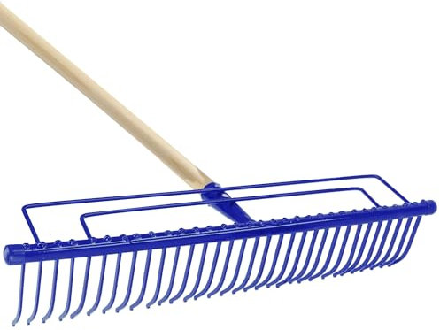 KADAX Rastrillo de metal, rastrillo ancho con cabeza reforzada, rastrillo de jardín con mango largo de madera, resistente herramienta de jardín (32 dientes, azul)