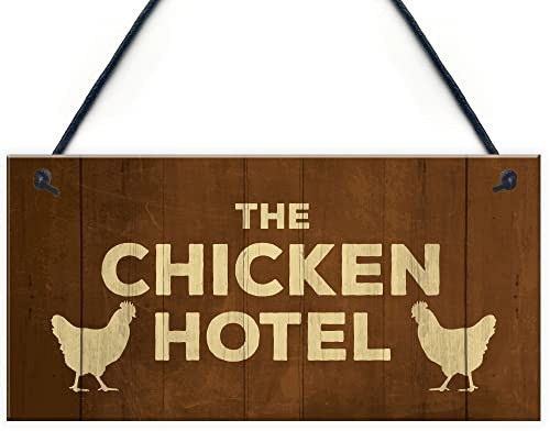 RED OCEAN Cartello da giardino con scritta The Chicken Hotel, cartello da appendere al capannone con scritta The Chicken Hotel, colore: marrone (RO-23084)