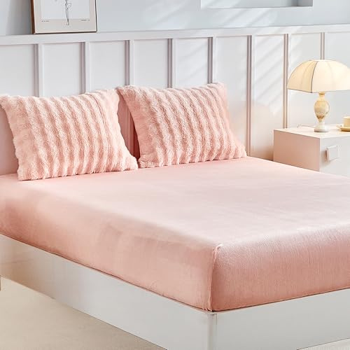 Tokokimo Teddy Fleece Fitted Sheet for Double Bed Fluffy Bedding - Cozy Faux Fur Fluffy Pink 35cm Deep Fitted Bed Sheets with 2 Envelope Pillowcases, 135x190 cm (Fits Mattress Up to 35cm Deep)