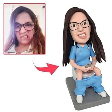 mydedor Benutzerdefinierte Wackelköpfe Figur Puppe, Krankenschwester auf Toilette benutzerdefinierte Wackelkopf, Wackelkopf Figuren Handgemachte personalisierte Skulptur Geschenk