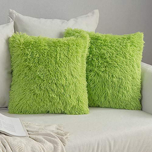 MIULEE 2er Set Kissenbezüge Künstlich Weihnachten Pelz Sofakissen Dekorative Dekokissen Kuschelkissen Plüschkissen Kuschelig Couchkissen Superweich Kissen Flauschig Kissenbezug für Sofa 50x50 cm Grün