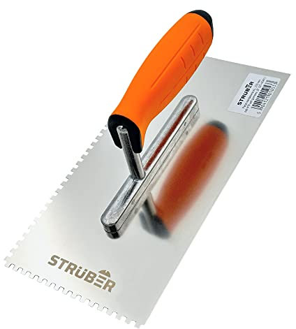 STRÜBER Zahnkelle 4mm (270 x 130 mm/Zahnung 4x4mm) - Profi Zahnglättekelle aus rostfreiem Edelstahl - Premium Glättekelle mit Softgriff - Zahnspachtel zum Verlegen von Fliesen - Made in EU