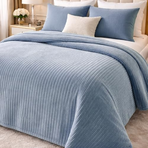 Clara Home Trapuntino Matrimoniale Primaverile, Copriletto Mezza Stagione in Velluto a Costine, Trapunta Leggera Tinta Unita, Coperta Letto Morbida Elegante Made in Italy, Polvere
