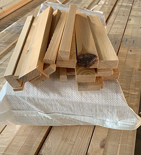 legnetti accendifuoco legna di conifera pulita ed essicata confezionata in sacchi peso kg.7,00 circa lunghezza pezzi cm.20 (spedizione gratuita). Made in Italy.