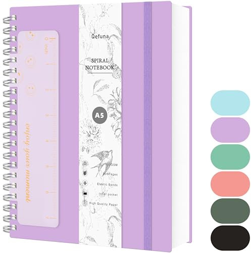 Qefuna Notizbuch A5 Dotted,Bullet Dot Journal, 300Seiten Spiralnotizbuch, 100g/M² Tintenfestes Papier, PVC-Hardcover，mit Lineal, Erweiterbare Taschen, Elastische Bänd,14.5 * 21cm-lila