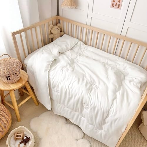 BuLuTu Soft Comfortable Kids Duvet Toddler XL Size Down Alternative Comforter White, Warm Fluffy Kids Bedding Quilted Blanket for Boys Girls, 60x80 Inch, Medium Weight Comforter, 3.3 Pounds