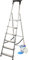 KADAX Aluminiumleiter, Stehleiter bis zu 125 kg, Stufenleiter, Klapptritt für Senioren, Alu-Sicherheits-Stehleiter, klappbare Leiter mit Ablage, Aluklappleiter, Aluleiter (6 Stufen)