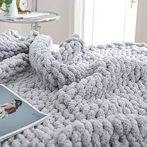 Bigacogo Tjock stickad filtöverkast 102 cm x 102 cm, 100 % handstickad chenille prydnadsfilt, liten mjuk tjock garnkabel stickad filt, söt repknut virkad filt för bäddsoffa (ljusgrå)
