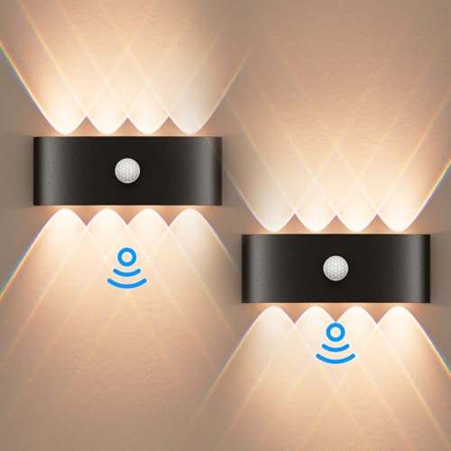 Kinamy Lampada da parete con sensore di movimento, per interni, 8 W, lampada da parete a LED per interni, impermeabile, IP65, adatta per scale, cucina, soggiorno, camera da letto, giardino, 2 pezzi