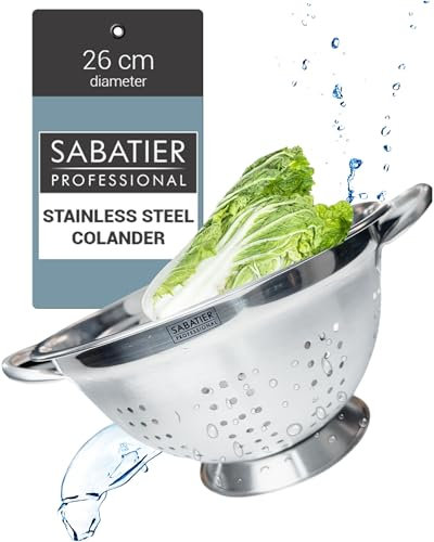 Sabatier Professional Stainless Steel Colander - Heavy-Duty, Durable & Dishwasher-Safe Kitchen Strainer. Fine Holes for Easy Draining. Perfect for Pasta, Veggies, Rice, and Fruit. Large 26cm Diameter.