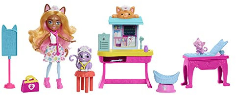 Enchantimals Dr. Carlin Cat Wohlfühl-Arztpraxis - Puppenset mit Behandlungstisch, Arzttasche und Zubehör für Hurdle und Kätzchenfiguren, abnehmbare Kleidung und Stethoskop, ab 4 Jahren, HLH22