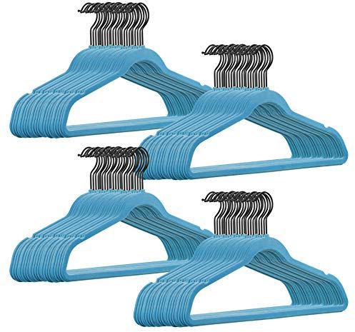 100 Stück hochwertige Samt Kleiderbügel in der Farbe Hellblau mit schwarzem Haken/Anti-Rutsch/von StickandShine
