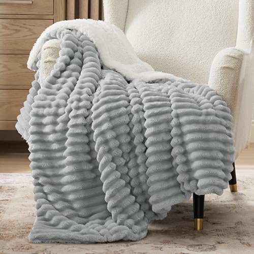 Bedsure Sherpa Fleece Throw Blanket - Fluffy Soft Cosy Winter Blankets, Thick Warm Throws for Sofa Double/Twin Size, Grey, 150x200cm