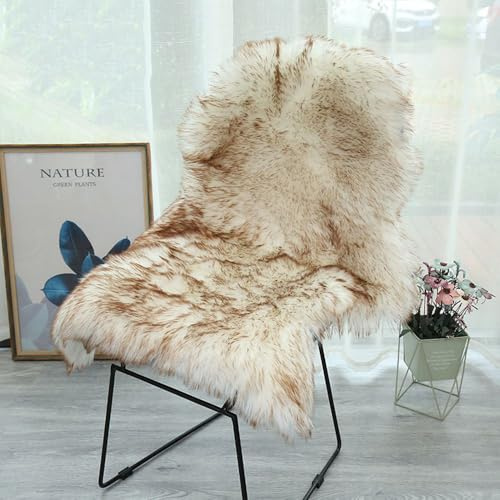 CHUYIX Faux lammskinn fårskinn matta 60 x 100 cm långhårig fluffig vardagsrum dekoration imitation ull soffa matta fuskpäls dekorativ päls lammskinnsimitation