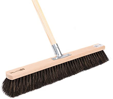 BawiTec Arengabesen Echt-Arenga-Borsten mit Stiel nass- und ölbeständig Breite 80cm Besenstiel Länge 160cm Kehrbesen Besen Straßenbesen inkl. Holzstiel stabil und robust für den Ausseneinsatz