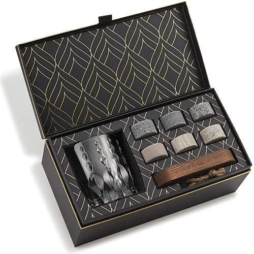 Whiskey Steine & Umweltfreundliches Kristall Whisky Glas Geschenkset - 6 Handgefertigte Runde Granit Kühlsteine - Whiskey Glas Monarch aus Europa (340 ml) - Tablett aus Hartholz - Geschenkbox