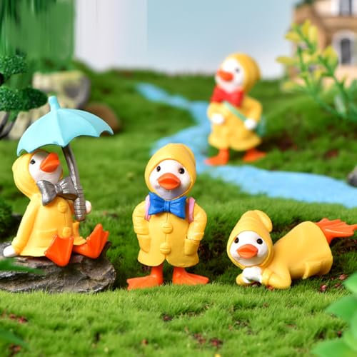 FOLANDO Raincoat Duck Figure Set, 4 Pcs Mini Ducks Figurine Ornaments Micro Animal Figures Garten Decoration Funny Ducklings Statue Landscape Decor Desk Office Home Decoration (4 Pcs Duck)