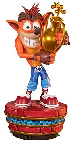 First4Figures - Crash Team Racing Nitro-Fueled (Crash Winner) Resin Statue