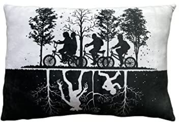 STRANGER THINGS KUSSIN CYKEL & DEMOGORGON 55 cm