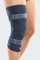 medi - Genumedi pro | Knieorthese mit Patella-Pelotte Extraweit mit Haftband | Silber | Größe VI| Kniebandage zur Knie Gelenk Stabilisierung | Knee Support | Bandage Kniegelenk Stabilisator