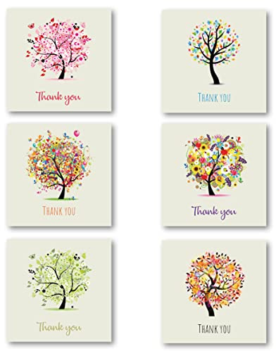 Tarjetas de agradecimiento multipack de 24. Cada paquete de tarjetas de felicitación incluye 6 diseños de árboles. 115 x 115 mm. Interior en blanco. Sobres incluidos. Fabricado en Reino Unido.
