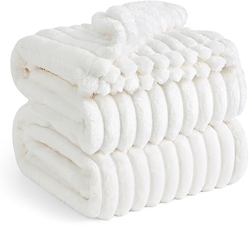 Bedsure Manta Suave y Esponjosa, Manta de Forro Polar, Manta de Cordón Gruesa, Suave y cálida, acogedora para Cama y sofá, Blanco, 230 x 270 cm