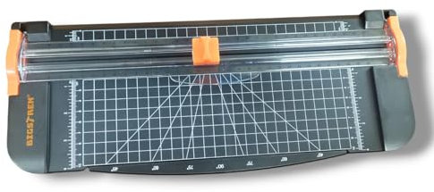 Taglierina per Carta A4, Taglierina con Sistema di Sicurezza Automatico, per Tagliare Carta, Foto, Carta Artigianale e Etichette, Nero-38cm