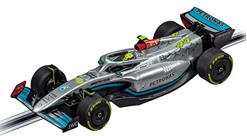 Carrera GO!!! Mercedes-AMG F1 W13 E Performance Hamilton No.44 I Rennbahnen und lizensierte Slotcars | bis zu 2 Spieler | Für Jungs und Mädchen ab 6 Jahren & Erwachsene