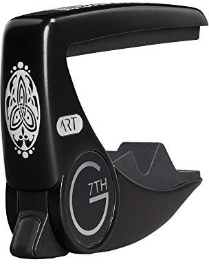 G7th Performance 3 Celtic Kapodaster Schwarz – Einzigartige Tension Control & Adaptive Radius Technologie – Preisgekrönter Kapodaster mit Keltischem Muster für Akustik- und E-Gitarren