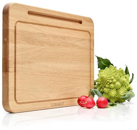LUXANCO Planche à Découper Bois de Chêne FSC 42x30 – 2 en 1: Couper & Servir avec Rainure pour Jus, Poignées Latérales et Support Tablette – Planche Cuisine Viande Fromage Pain
