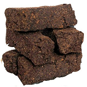 Biddy Murphy Irish Gifts Authentic Irish Peat Turf Bag – 5 Mini Briquettes, 2 x ½, Burnable Souvenir, Incense, Made in Ireland
