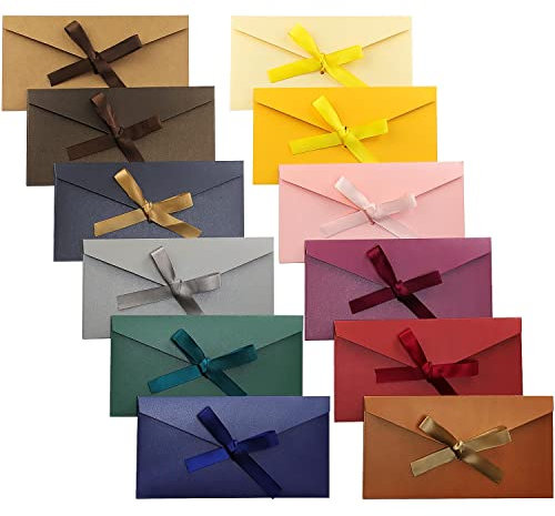TYFYH 24 Stück Kraftpapier Umschläge, Retro Kraftpapier Perlglanzpapier Umschlag Farbige Umschlag mit Bändern für Party-Geschenkkarten Grußkarten Einladung (12 Farben)
