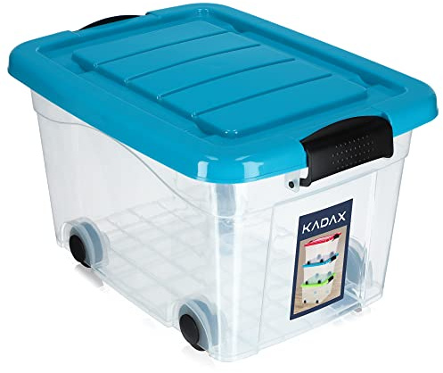 KADAX Kunststoffbehälter mit Rollen 60L, Blau Aufbewahrungsbox aus Kunststoff, Organizer mit Deckel, Clipbox für Spielzeug, Aufbewahrungsbehälter mit Klickverschluss