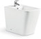 Bidé de porcelana blanco modelo Cube, lineas modernas con forma rectanngular, compacto adosado a la pared y de instalación a suelo. Incluye fijaciones.