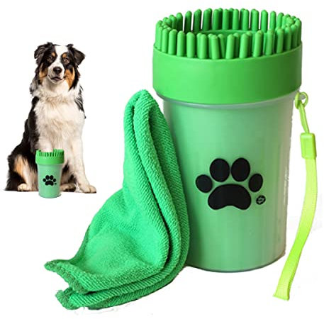 Hundepfotenreiniger mit Handtuch als Geschenk | Tragbarer Silikonreiniger, Bürsten- und Pfotenreiniger | Größe M (Grün)