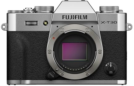 Fujifilm X-T30 III Fotocamera Digitale Mirrorless 26MP, solo corpo, Sensore APS-C X-Trans CMOS 4, Filmati 6.2K 30p, Mirino EVF, Schermo LCD 3 orientabile, Argento