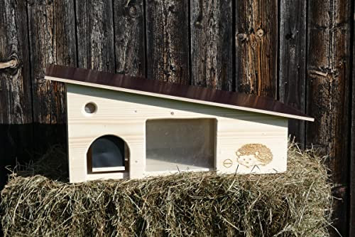 Luxus Igelfutterhaus mit Beobachtungsfenster 80cm x 40cm x 32cm Igelhotel 18mm Vollholz Witterungsbeständig Labyrintheingang easytouch-Rattenklappe und Boden, Herstellung in Niederbayern