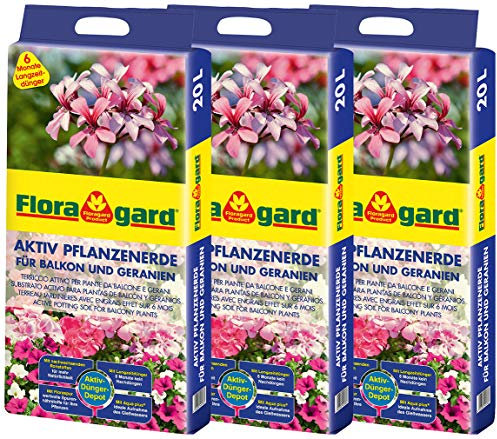 Floragard Aktiv Pflanzenerde für Balkon und Geranien 3x20 L - mit 6 Monate Langzeitdünger - 60 Liter