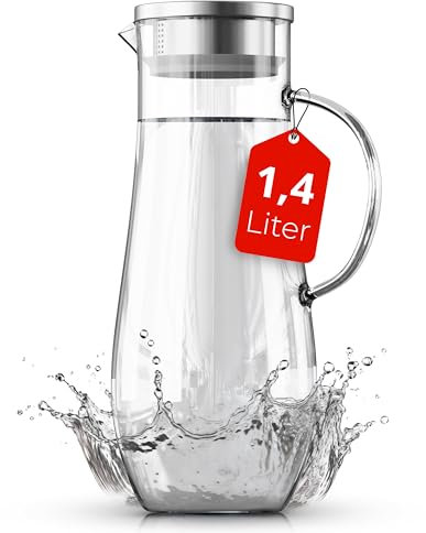 Kühlschrankkrug Glaskaraffe ca. 1,4 L mit Deckel Ausgießer und Sieb - Wasserkrug Saftkaraffe hitzebeständig transparent Ø 10,5 x 24cm hoch - Behälter Krug Karaffe für alle Getränke