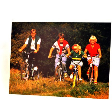 Cornice 15x20 Orizz. da Tavolo in Plexiglass, Ultra- Trasparente e Leggero - Cornici a Giorno 15x20 cm. in Acrilico