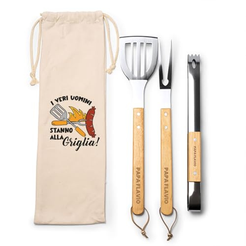 ''I veri uomini stanno alla griglia'' Set Barbecue con Utensili in Legno e Acciaio Inox Idea Regalo per la Festa del papà nonno Natale personalizzato con nome Intagliatore, pinza e spatola