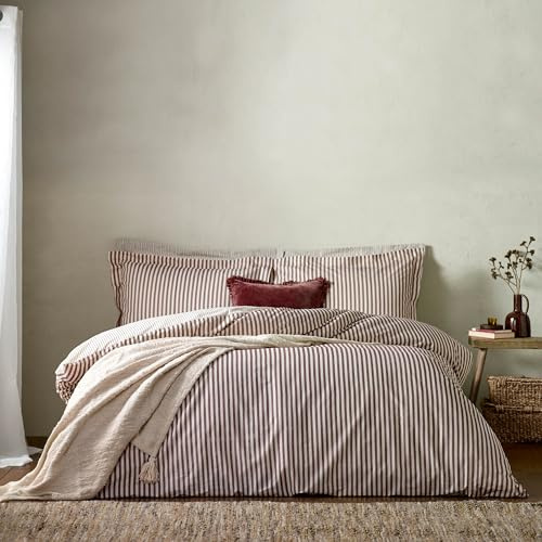 furn. Yard Hebden 100% Cotton Stripe Duvet Cover Set – Reversible Striped Bedding (Beetroot, Double)