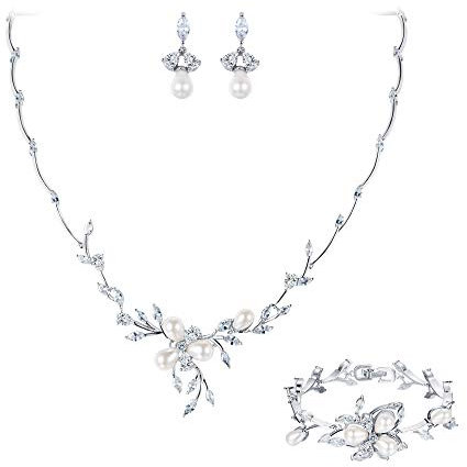 EVER FAITH Zirkon Simulierte Perle Blume Blatt Filigrane Halskette Ohrringe Armband Set Klar Silber-Ton
