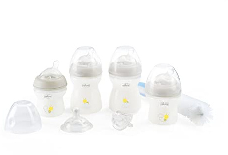 Chicco Set Biberon Natural Feeling, 4 Biberon, Tettarella In Silicone Mesi+, Scovolino e Gommotto 0 Mesi+ Trasparente, Effetto Anticolica, 150/250ml, Neutro